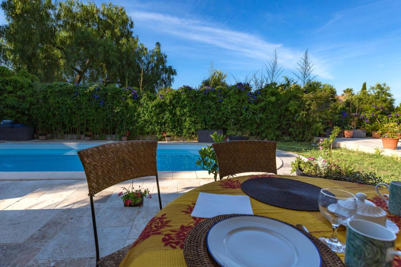 Villa de la Terre Blanche Sanary-sur-Mer Extérieur photo