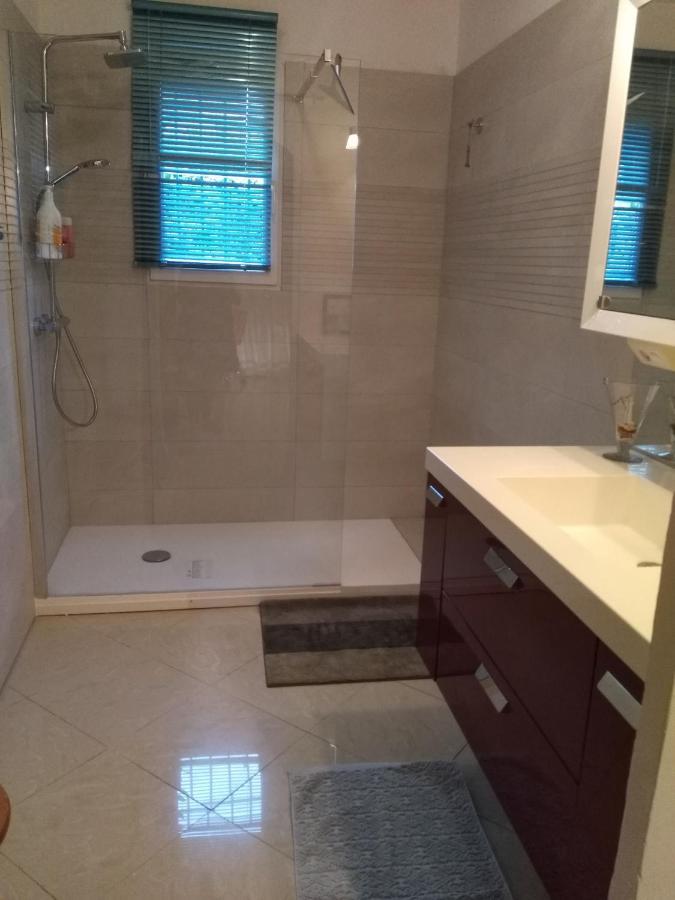 Villa de la Terre Blanche Sanary-sur-Mer Extérieur photo