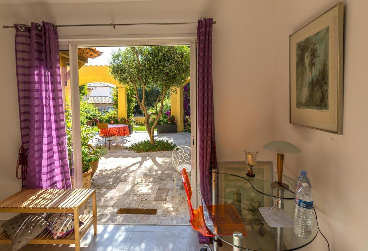 Villa de la Terre Blanche Sanary-sur-Mer Extérieur photo
